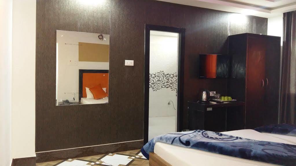 Hotel Rajkamal Deoghar Zewnętrze zdjęcie