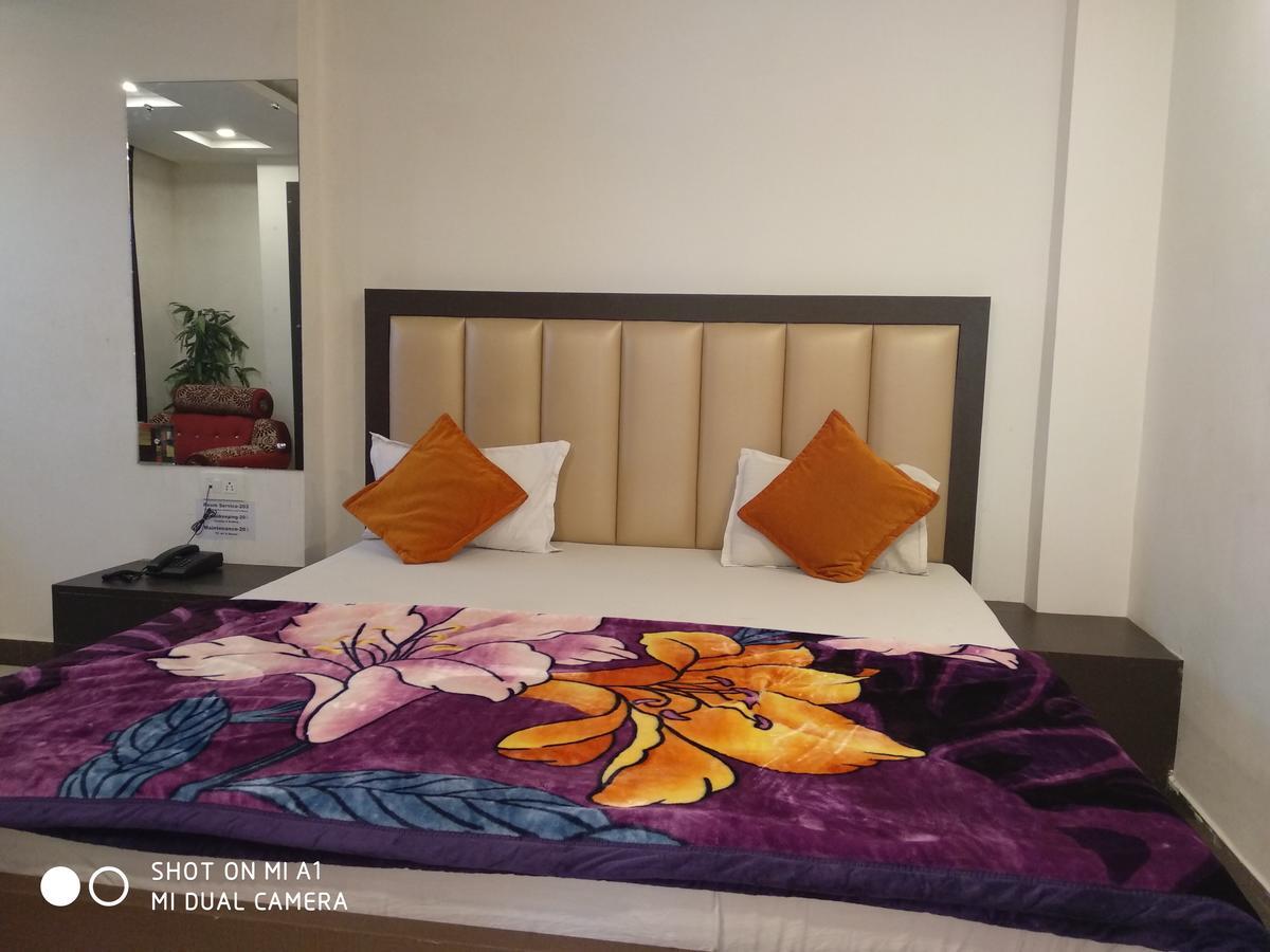 Hotel Rajkamal Deoghar Zewnętrze zdjęcie